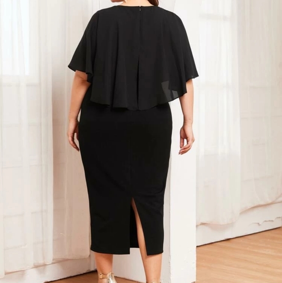 V neck Split Hem Cape Dress - Picture 2 of 6